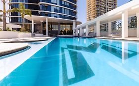 Meriton Suites Surfers Paradise